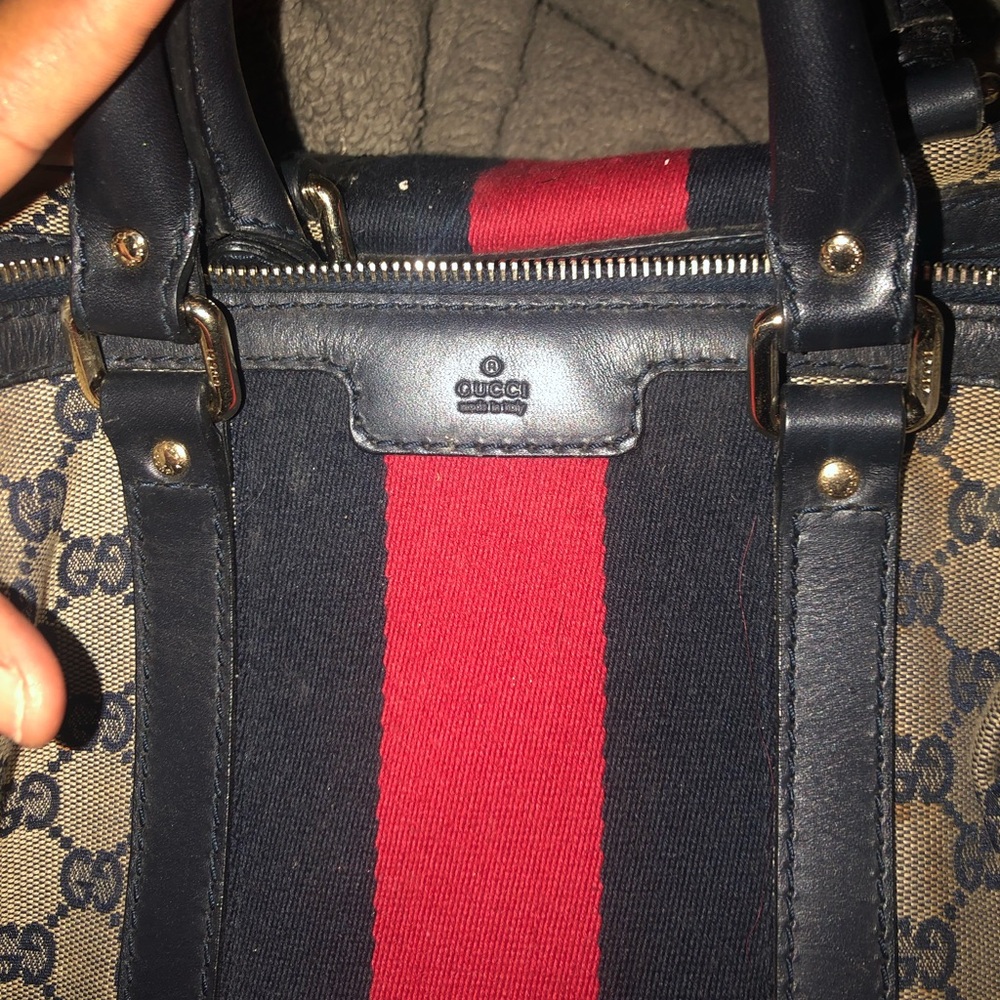 Gucci! ❌Sold❌ - Picture 3 of 6